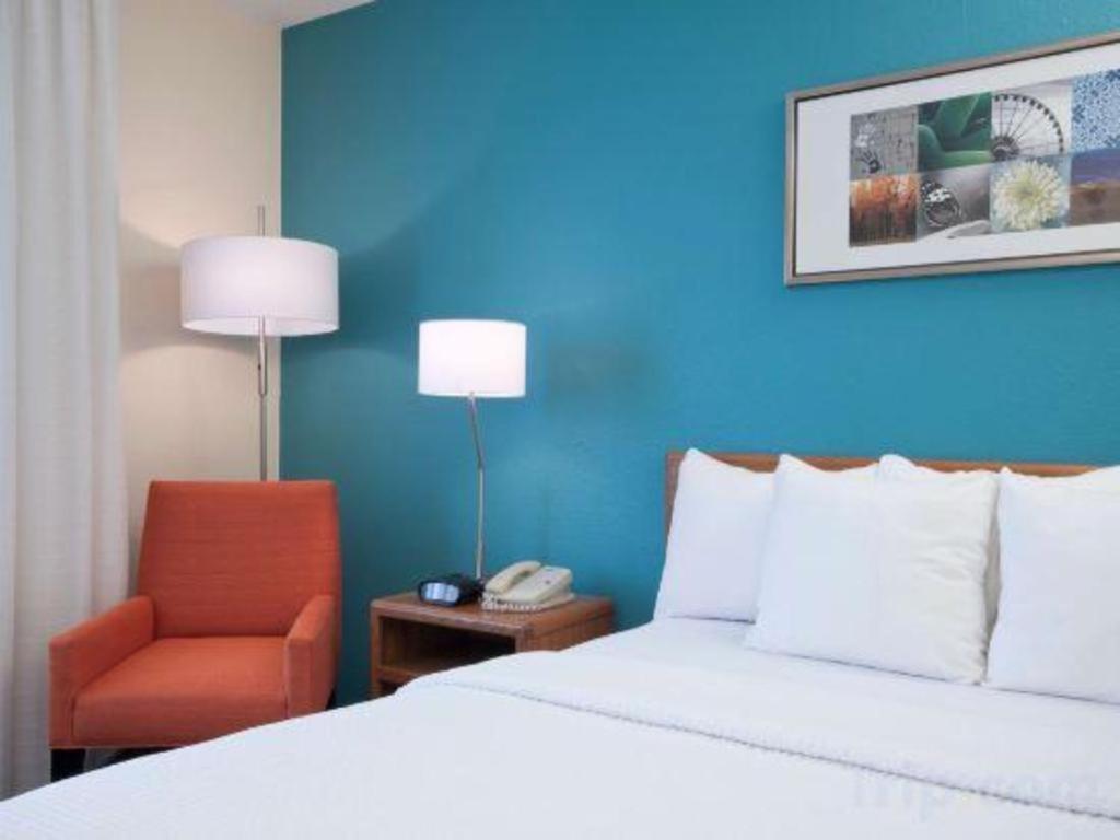 Americinn By Wyndham Moline Airport Quad Cities Bagian luar foto